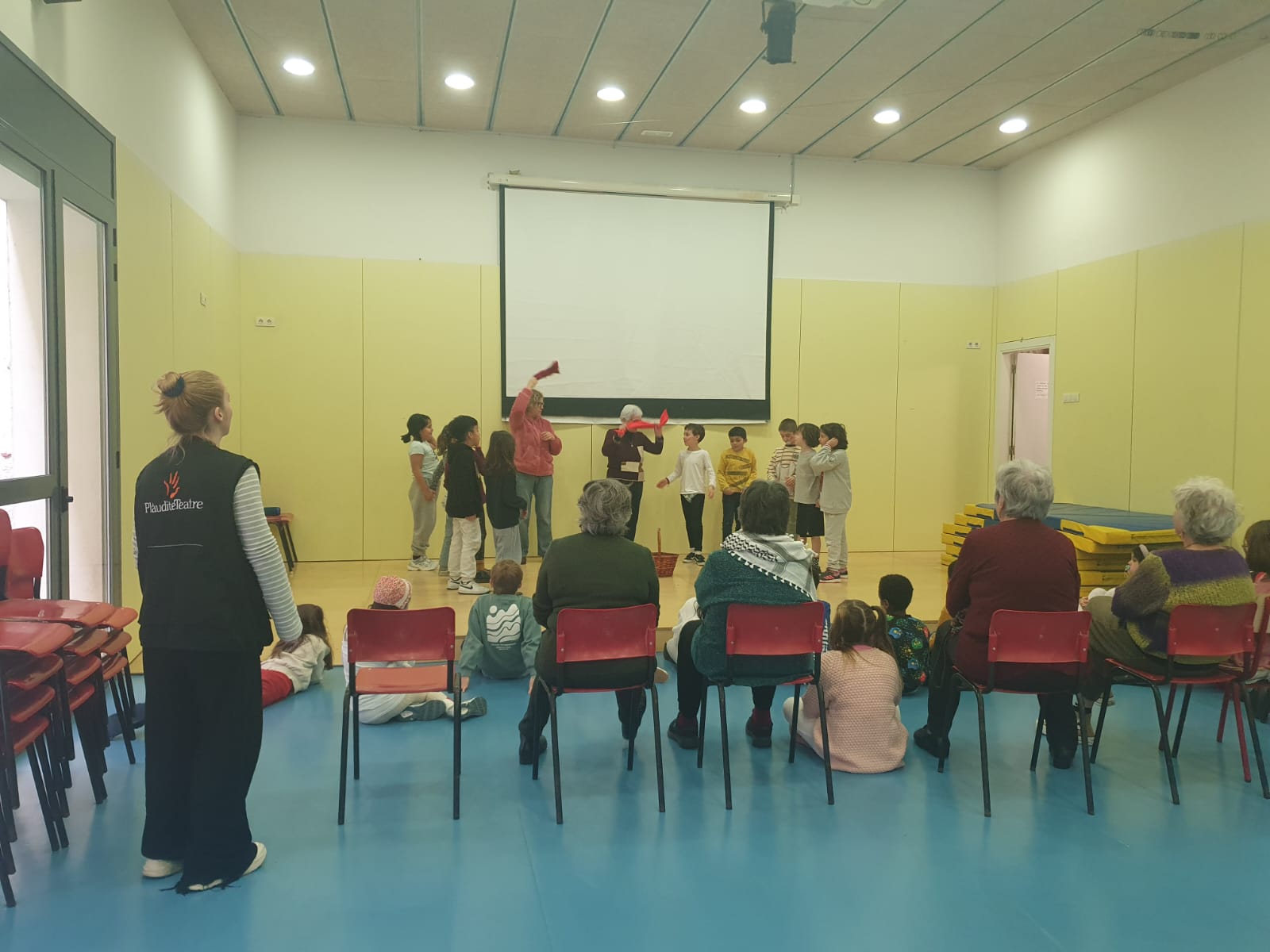ArtSalut_Intergeneracional_Plaudite